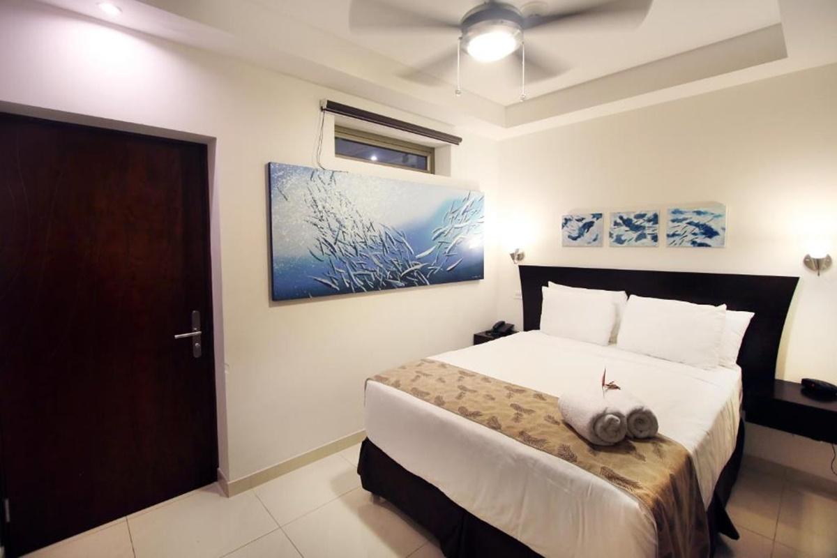 โอเชียโน บูทิก โฮเต็ล แอนด์ แกลเลอรี Hotel ฆาโก ภายนอก รูปภาพ